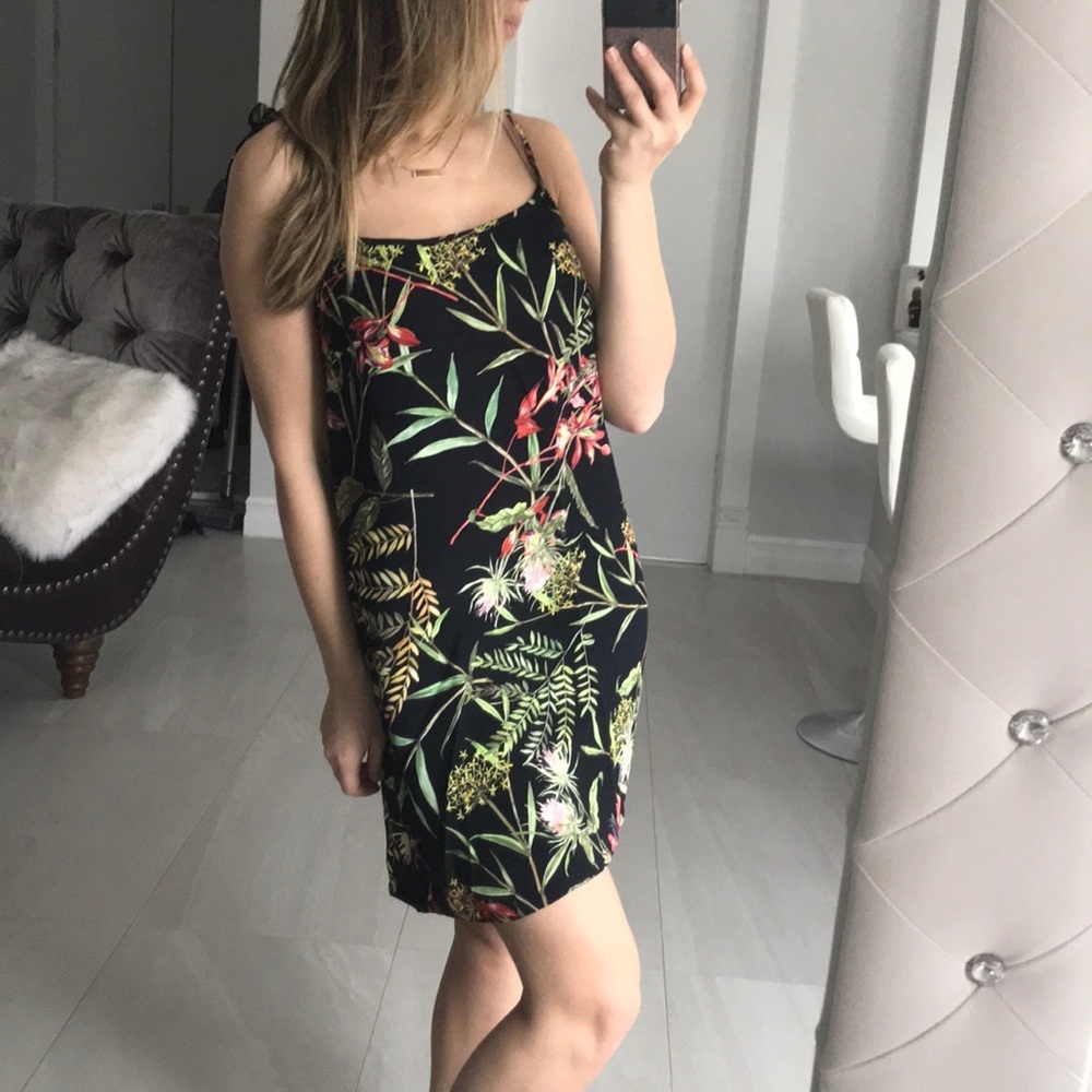 French Connection Dress - Picture 2 of 7